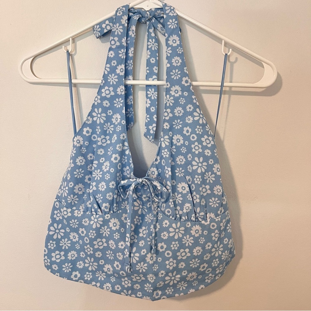 HOLLISTER Floral Sleeveless Halter Crop Top